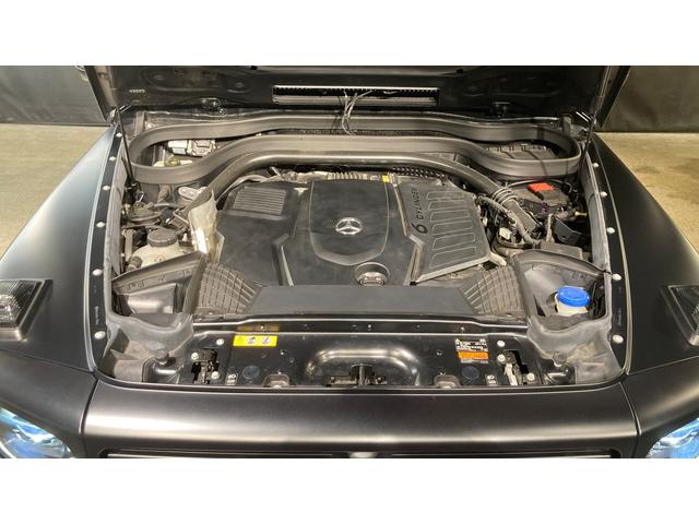 Ｇクラス Ｇ４００ｄ　ＡＭＧライン　４ＷＤ　エディションマグノブラック　サンルーフ　ブルメスターサラウンド　レザーエクスクルーシブパッケージ　アダプティブダンピングシステム　ボディー同色スペアタイヤリング（50枚目）
