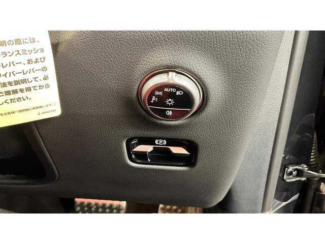 GLC GLC220d 4マチック AMGラインパッケージ 4WD パノラマルーフ パーキングアシスト レーダークルーズコントロール 全方位モニター 禁煙 バックモニター シートヒーター パワーシート 本革シート LEDヘッドライト サイドカメラ 4WD ETC(7枚目)