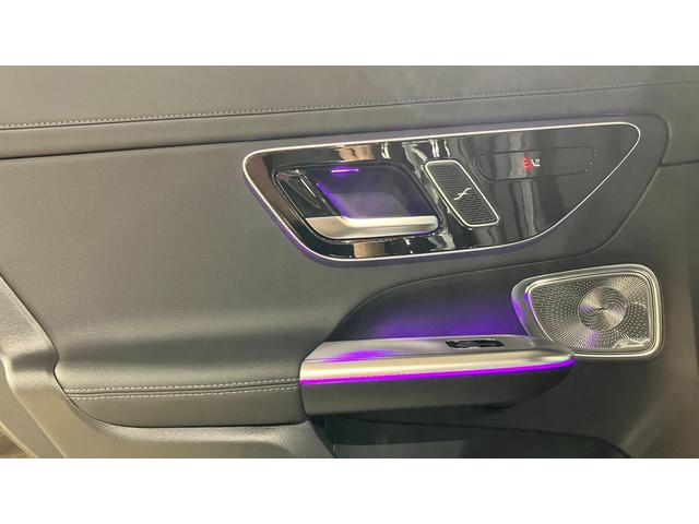 GLC GLC220d4マチッククーペAMGラインパッケージ ISG レザー 禁煙車 全周囲カメラ フルセグ エアサスペンション 記録簿 4WD オートマチックハイビーム ETC ミュージックプレイヤー接続可 電動シート アダプティブクルーズコントロール サンルーフ(12枚目)