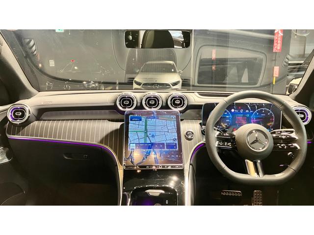 GLC GLC220d4マチッククーペAMGラインパッケージ ISG レザー 禁煙車 全周囲カメラ フルセグ エアサスペンション 記録簿 4WD オートマチックハイビーム ETC ミュージックプレイヤー接続可 電動シート アダプティブクルーズコントロール サンルーフ(35枚目)