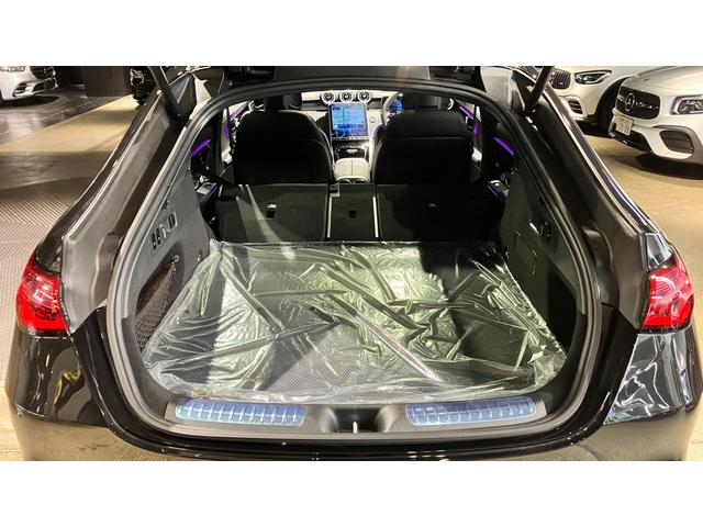 GLC GLC220d4マチッククーペAMGラインパッケージ ISG レザー 禁煙車 全周囲カメラ フルセグ エアサスペンション 記録簿 4WD オートマチックハイビーム ETC ミュージックプレイヤー接続可 電動シート アダプティブクルーズコントロール サンルーフ(44枚目)