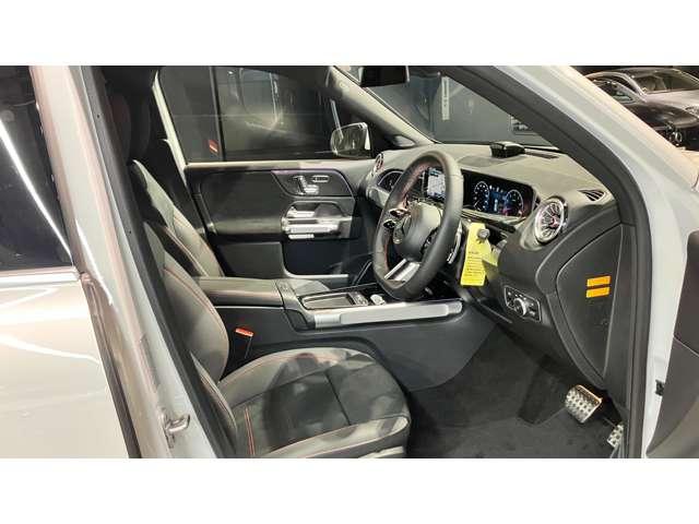 ＧＬＢ ＧＬＢ１８０　ＡＭＧラインパッケージ　ＭＰ２０２５０２　フルセグＴＶ　３６０°カメラ　パワーシート　ＬＥＤライト　キーレスゴー　バックカメラ　パーキングアシスト　ＡＣＣ　ナビＴＶ　シートヒーター　ルーフレール　３列シート　ＥＴＣ　アイドリングストップ（4枚目）