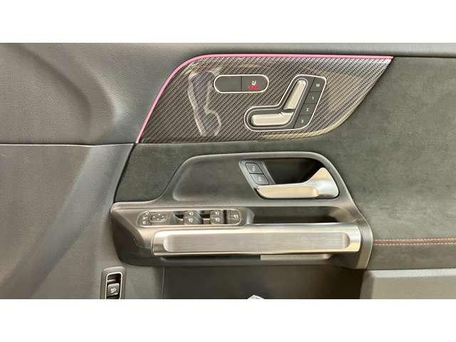 ＧＬＢ ＧＬＢ１８０　ＡＭＧラインパッケージ　ＭＰ２０２５０２　フルセグＴＶ　３６０°カメラ　パワーシート　ＬＥＤライト　キーレスゴー　バックカメラ　パーキングアシスト　ＡＣＣ　ナビＴＶ　シートヒーター　ルーフレール　３列シート　ＥＴＣ　アイドリングストップ（8枚目）