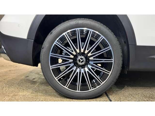 ＧＬＢ ＧＬＢ１８０　ＡＭＧラインパッケージ　ＭＰ２０２５０２　フルセグＴＶ　３６０°カメラ　パワーシート　ＬＥＤライト　キーレスゴー　バックカメラ　パーキングアシスト　ＡＣＣ　ナビＴＶ　シートヒーター　ルーフレール　３列シート　ＥＴＣ　アイドリングストップ（19枚目）