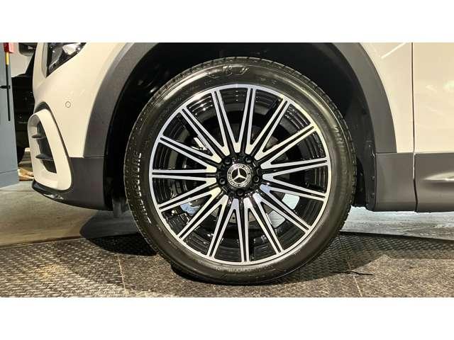 ＧＬＢ ＧＬＢ１８０　ＡＭＧラインパッケージ　ＭＰ２０２５０２　フルセグＴＶ　３６０°カメラ　パワーシート　ＬＥＤライト　キーレスゴー　バックカメラ　パーキングアシスト　ＡＣＣ　ナビＴＶ　シートヒーター　ルーフレール　３列シート　ＥＴＣ　アイドリングストップ（21枚目）