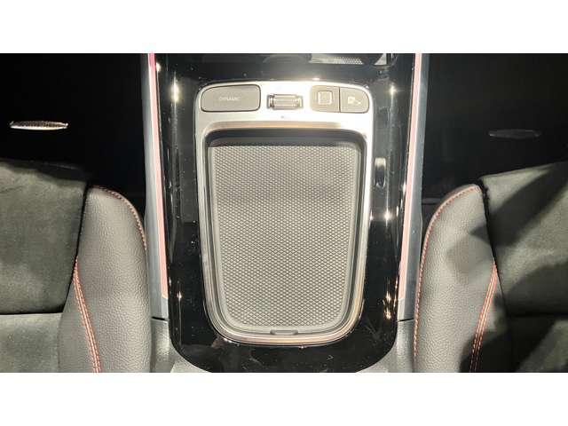 ＧＬＢ ＧＬＢ１８０　ＡＭＧラインパッケージ　ＭＰ２０２５０２　フルセグＴＶ　３６０°カメラ　パワーシート　ＬＥＤライト　キーレスゴー　バックカメラ　パーキングアシスト　ＡＣＣ　ナビＴＶ　シートヒーター　ルーフレール　３列シート　ＥＴＣ　アイドリングストップ（28枚目）