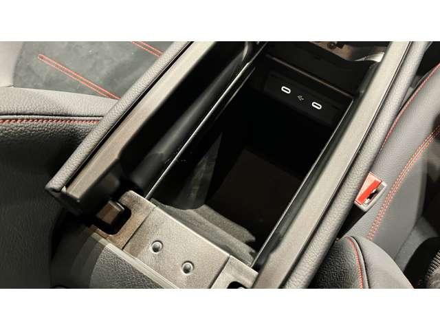 ＧＬＢ ＧＬＢ１８０　ＡＭＧラインパッケージ　ＭＰ２０２５０２　フルセグＴＶ　３６０°カメラ　パワーシート　ＬＥＤライト　キーレスゴー　バックカメラ　パーキングアシスト　ＡＣＣ　ナビＴＶ　シートヒーター　ルーフレール　３列シート　ＥＴＣ　アイドリングストップ（54枚目）