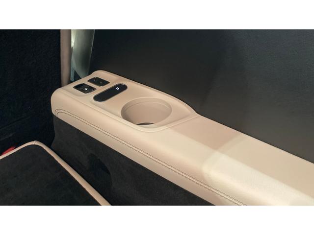 GLS GLS400d 4マチック AMGライン ディーゼルターボ レーダークルーズコントロール ルーフレール ハイビームアシスト 禁煙 4WD 衝突軽減B シートヒーター 黒革シート エアサス ナビTV LKA LEDライト Bカメラ ETC アイドリングストップ(35枚目)