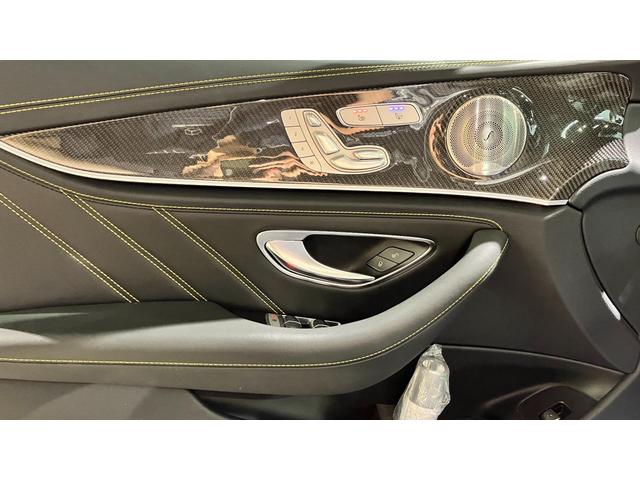 Eクラス E63 S 4マチック+ 4WD AMGカーボンPKG ドラレコ ヒーター ワンオーナー サンルーフ 全周囲カメラ エアサス 地デジ ACC Pシート ETC PTS サイドカメラ LEDヘッドライト シートエアコン アイドリングストップ 4WD(10枚目)