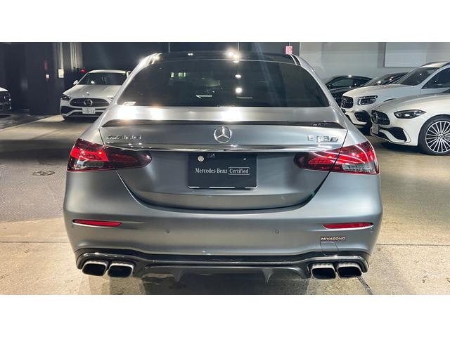 Eクラス E63 S 4マチック+ 4WD AMGカーボンPKG ドラレコ ヒーター ワンオーナー サンルーフ 全周囲カメラ エアサス 地デジ ACC Pシート ETC PTS サイドカメラ LEDヘッドライト シートエアコン アイドリングストップ 4WD(17枚目)