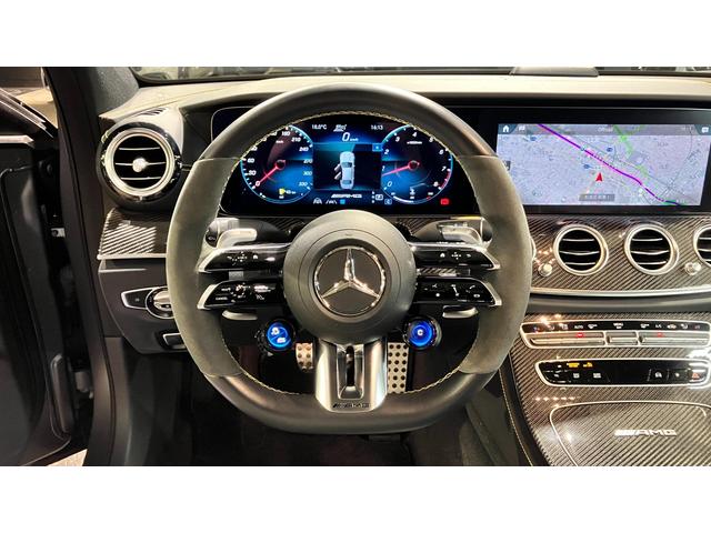 Eクラス E63 S 4マチック+ 4WD AMGカーボンPKG ドラレコ ヒーター ワンオーナー サンルーフ 全周囲カメラ エアサス 地デジ ACC Pシート ETC PTS サイドカメラ LEDヘッドライト シートエアコン アイドリングストップ 4WD(24枚目)