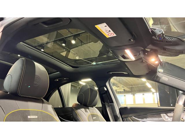 Eクラス E63 S 4マチック+ 4WD AMGカーボンPKG ドラレコ ヒーター ワンオーナー サンルーフ 全周囲カメラ エアサス 地デジ ACC Pシート ETC PTS サイドカメラ LEDヘッドライト シートエアコン アイドリングストップ 4WD(48枚目)