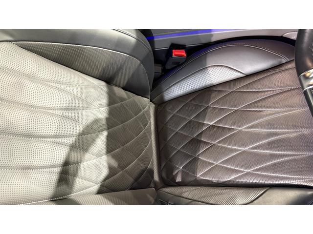 Gクラス G63 4WD アダプティブダンピングシステム Bカメラ キーレスゴー シートH 地デジ シートクーラー スマートキー アルミホイール 記録簿 レーンアシスト ドライブレコーダー アダプティブクルーズコントロール ナビTV 4WD ETC 本革シ(17枚目)