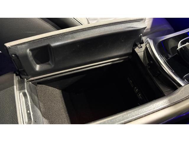 Gクラス G63 4WD アダプティブダンピングシステム Bカメラ キーレスゴー シートH 地デジ シートクーラー スマートキー アルミホイール 記録簿 レーンアシスト ドライブレコーダー アダプティブクルーズコントロール ナビTV 4WD ETC 本革シ(58枚目)