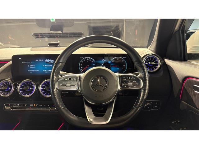 EQA EQA250 AMGライン AMGラインエクステリア ドラレコ ワンオーナー パワーシート スマートキー ルーフレール シートヒーター フロントカメラ ETC 衝突軽減ブレーキ サイドカメラ マルチビューカメラ ミュージックプレイヤー接続可 前後ソナー(44枚目)