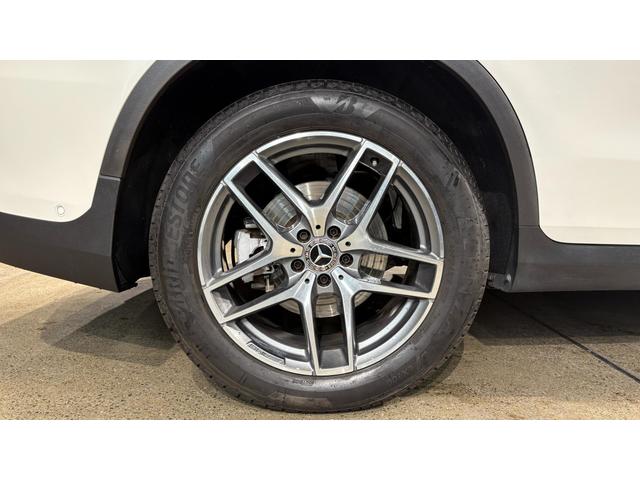 GLC GLC220d 4マチックスポーツ(本革仕様) 4WD スマートキー 電動シート 革シート LEDヘッドランプ 1オーナー バックカメラ レーンアシスト シートH フルタイム4WD ナビ ETC アイドリングストップ アルミホイール オートLED(24枚目)