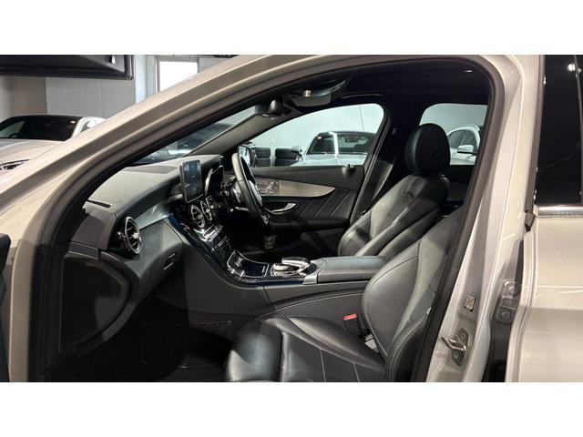 Cクラスステーションワゴン C180 ステーションワゴン ローレウスエディション レーダーセーフティパッケージ AMGライン パノラミックスライディングルーフ 弊社下取り車(36枚目)