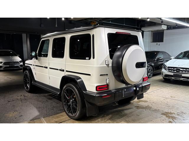 Gクラス G63 マグノヒーローエディション レーダーセーフティパッケージ マグノナイトブラックスペアタイヤリング カーボンインテリア 弊社下取り 1オーナー(6枚目)