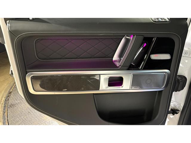 Gクラス G63 マグノヒーローエディション レーダーセーフティパッケージ マグノナイトブラックスペアタイヤリング カーボンインテリア 弊社下取り 1オーナー(31枚目)