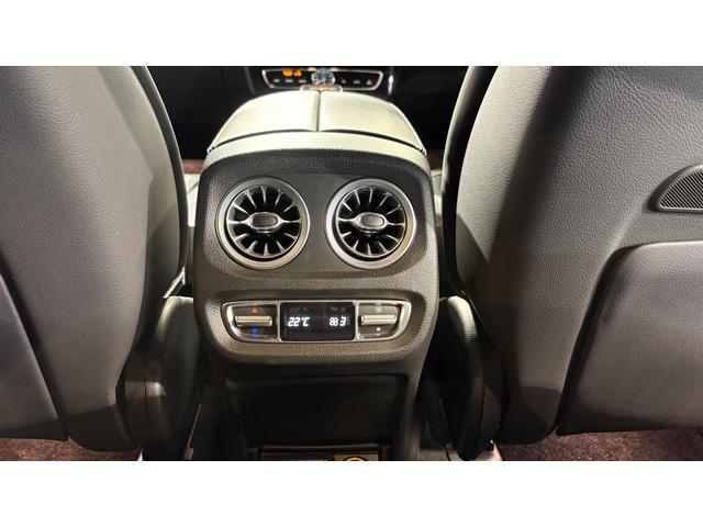 Gクラス G63 マグノヒーローエディション レーダーセーフティパッケージ マグノナイトブラックスペアタイヤリング カーボンインテリア 弊社下取り 1オーナー(42枚目)
