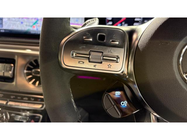 Gクラス G63 マグノヒーローエディション レーダーセーフティパッケージ マグノナイトブラックスペアタイヤリング カーボンインテリア 弊社下取り 1オーナー(46枚目)