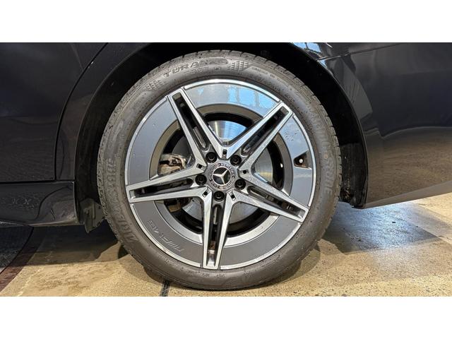 Cクラス C200アバンギャルド AMGラインパッケージ AMGライン ベーシックパッケージ パノラミックスライディングルーフ 弊社下取り 1オーナー(12枚目)