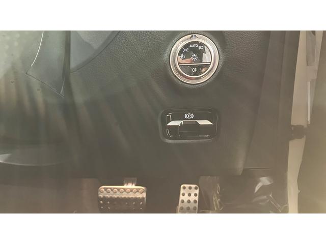 CLE CLE200 クーペ スポーツスタイル AMGライン レザーエクスクルーシブパッケージ ドライバーズパッケージ リアアクスルステアリング パノラミックスライディングルーフ 弊社デモカーアップ(27枚目)