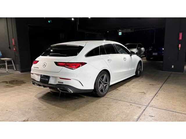 CLAクラス シューティングブレーク CLA200d シューティングブレーク AMGライン AMGライン ナビゲーションパッケージ 弊社下取り 1オーナー 18インチAMG5ツインスポークアルミホイール 本革巻マルチファンクションスポーツステアリング(パドルシフト付き)(5枚目)