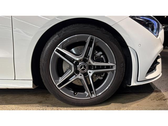 CLAクラス シューティングブレーク CLA200d シューティングブレーク AMGライン AMGライン ナビゲーションパッケージ 弊社下取り 1オーナー 18インチAMG5ツインスポークアルミホイール 本革巻マルチファンクションスポーツステアリング(パドルシフト付き)(10枚目)