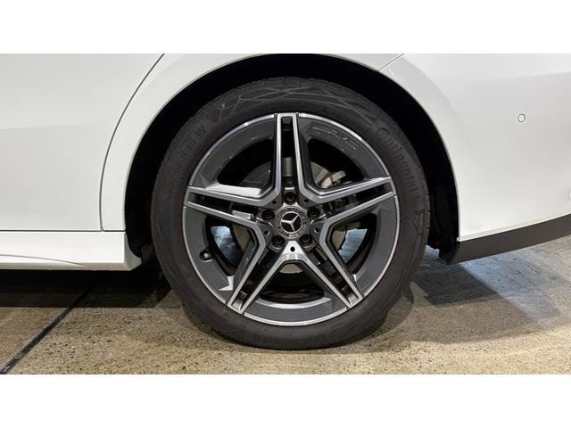 CLAクラス シューティングブレーク CLA200d シューティングブレーク AMGライン AMGライン ナビゲーションパッケージ 弊社下取り 1オーナー 18インチAMG5ツインスポークアルミホイール 本革巻マルチファンクションスポーツステアリング(パドルシフト付き)(12枚目)