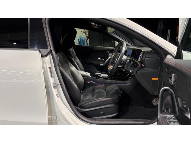 CLAクラス シューティングブレーク CLA200d シューティングブレーク AMGライン AMGライン ナビゲーションパッケージ 弊社下取り 1オーナー 18インチAMG5ツインスポークアルミホイール 本革巻マルチファンクションスポーツステアリング(パドルシフト付き)(15枚目)