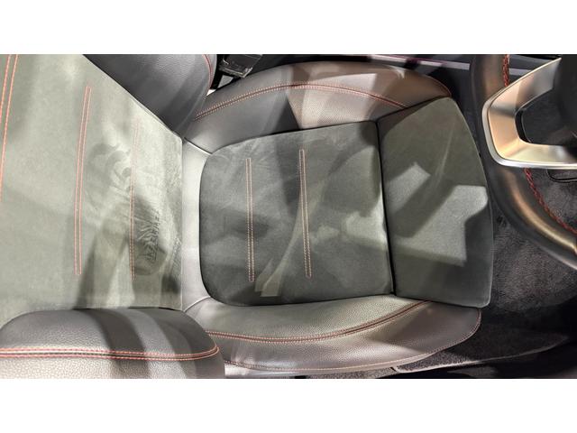 CLAクラス シューティングブレーク CLA200d シューティングブレーク AMGライン AMGライン ナビゲーションパッケージ 弊社下取り 1オーナー 18インチAMG5ツインスポークアルミホイール 本革巻マルチファンクションスポーツステアリング(パドルシフト付き)(17枚目)