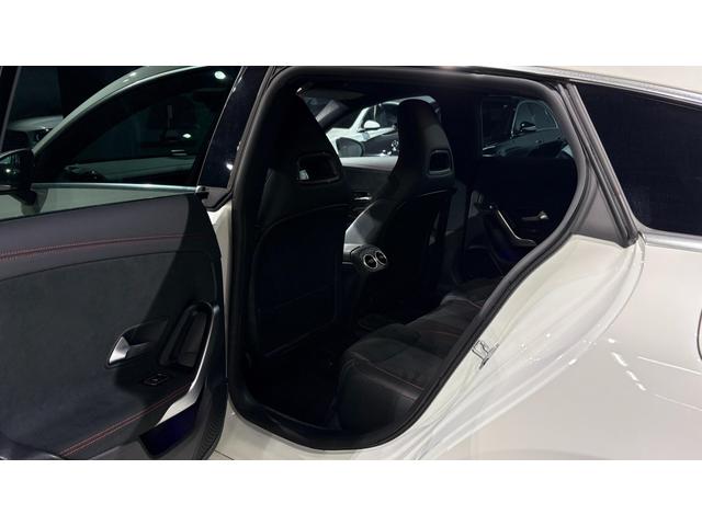 CLAクラス シューティングブレーク CLA200d シューティングブレーク AMGライン AMGライン ナビゲーションパッケージ 弊社下取り 1オーナー 18インチAMG5ツインスポークアルミホイール 本革巻マルチファンクションスポーツステアリング(パドルシフト付き)(30枚目)