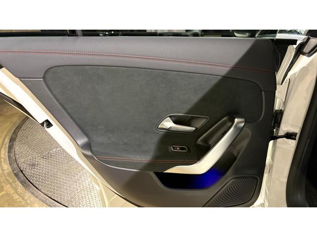 CLAクラス シューティングブレーク CLA200d シューティングブレーク AMGライン AMGライン ナビゲーションパッケージ 弊社下取り 1オーナー 18インチAMG5ツインスポークアルミホイール 本革巻マルチファンクションスポーツステアリング(パドルシフト付き)(33枚目)