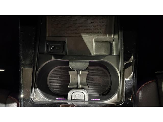 CLAクラス シューティングブレーク CLA200d シューティングブレーク AMGライン AMGライン ナビゲーションパッケージ 弊社下取り 1オーナー 18インチAMG5ツインスポークアルミホイール 本革巻マルチファンクションスポーツステアリング(パドルシフト付き)(52枚目)