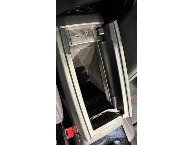 CLAクラス シューティングブレーク CLA200d シューティングブレーク AMGライン AMGライン ナビゲーションパッケージ 弊社下取り 1オーナー 18インチAMG5ツインスポークアルミホイール 本革巻マルチファンクションスポーツステアリング(パドルシフト付き)(55枚目)