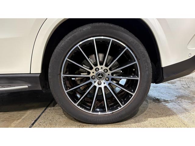 ファイナンスプランは３種類ご用意しております。『ユーズドカー・ウェルカムプラン』は、ローン元金の一部を、お支払い最終回まで据え置き、毎月のお支払い額を軽減出来ます。