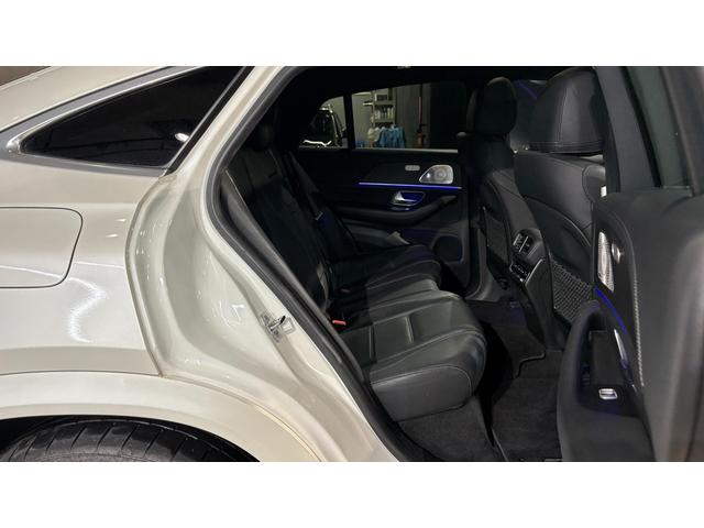 輸入車、国産車を問わず、現在お乗りのお車を下取りさせて頂きます。お車の車種やボディカラー、オプション装備などをご連絡頂けましたら、おおよその額を提示させて頂きますので、お気軽にお申し付け下さいませ。