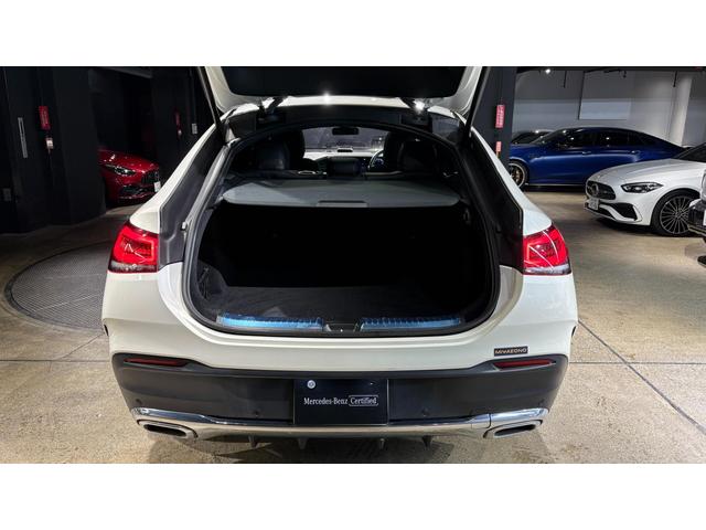 ＬＥＤヘッドライト：夜間走行時も良好な視界を確保し安心して運転できる高輝度ＬＥＤヘッドライトを装備！点灯速度が早く、消費電力も抑えられています。