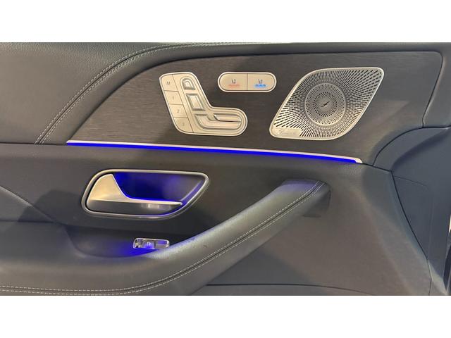 メルセデス・ベンツが目指す新しいショールームの形、「ＭＡＲ２０２０」コンセプトが認定中古車店舗初上陸！車輌詳細等お気軽にお問い合わせ下さい！お問い合わせ電話番号：０３−６３０４−３０３３まで！