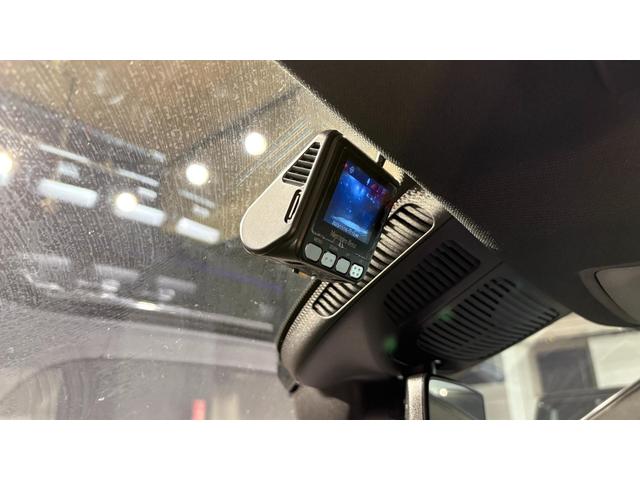 電車でご来店頂く場合は、京王線「代田橋駅」より徒歩６分程、急行・区間急行・快速電車などが停車する「笹塚駅」より徒歩１２分程です。