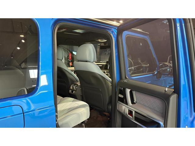 Gクラス G450d AMGラインパッケージ (ISG) ディーゼルターボ 4WD MP202502 20インチAMGアルミホイール ピアノラッカーウッドインテリアトリム ナッパレザーダッシュ ナッパレザーシート(ダイヤモンドステッチ入(22枚目)