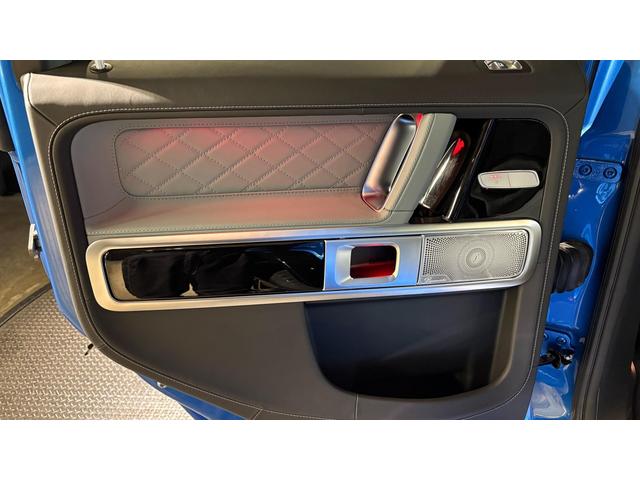 Gクラス G450d AMGラインパッケージ (ISG) ディーゼルターボ 4WD MP202502 20インチAMGアルミホイール ピアノラッカーウッドインテリアトリム ナッパレザーダッシュ ナッパレザーシート(ダイヤモンドステッチ入(32枚目)