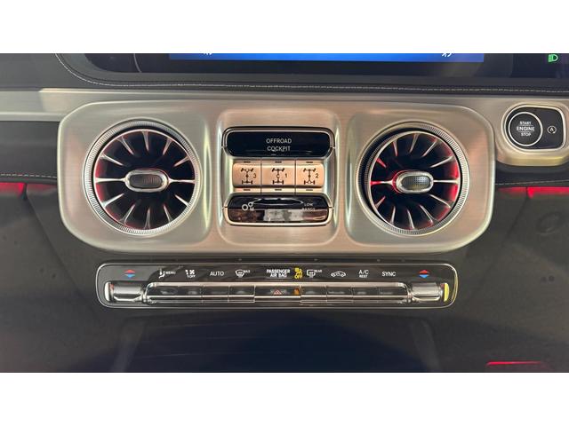 Gクラス G450d AMGラインパッケージ (ISG) ディーゼルターボ 4WD MP202502 20インチAMGアルミホイール ピアノラッカーウッドインテリアトリム ナッパレザーダッシュ ナッパレザーシート(ダイヤモンドステッチ入(58枚目)