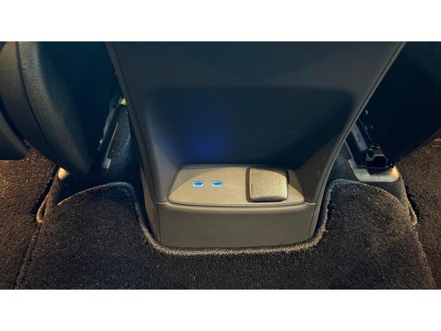 掲載している画像以外にも、気になる箇所等ございましたら、メールにてお送りする事も可能です！実際に現車をご確認出来ないお客様にも安心してご購入頂けるよう、努めておりますので、お気軽にお申し付けください！