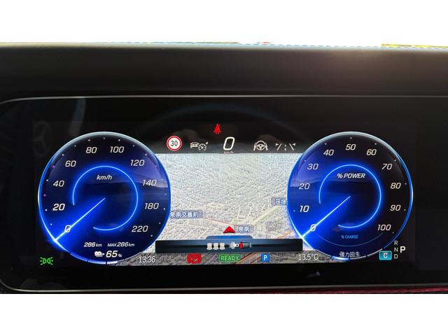 電車でご来店頂く場合は、京王線「代田橋駅」より徒歩６分程、急行・区間急行・快速電車などが停車する「笹塚駅」より徒歩１２分程です。