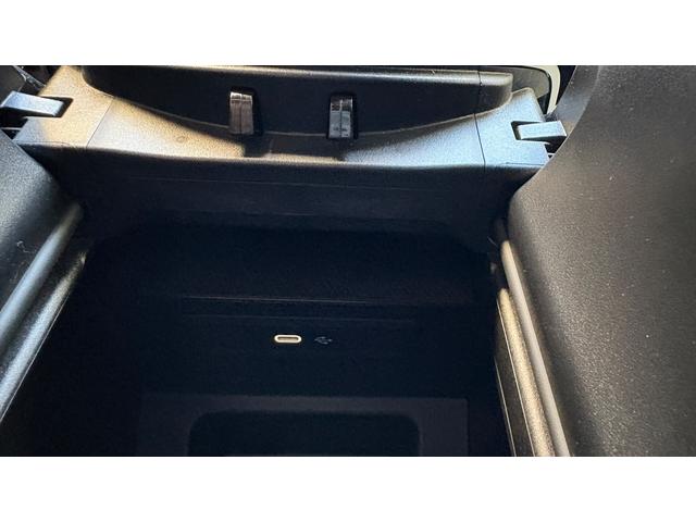 店は都道３１８号線・環七通り沿いに面しており、都心・郊外両方向からのアクセス良好です。高速の最寄りＩＣは首都高速４号新宿線「幡ヶ谷」です。