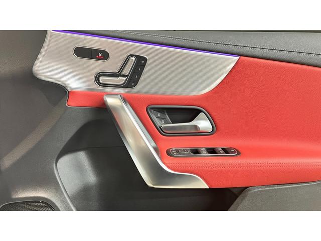 Ａクラス Ａ２００ｄ　ＡＭＧライン　ディーゼルターボ　ＡＭＧライン　レザーエクスクルーシブパッケージ　アドバンストパッケージ　パノラミックスライディングルーフ　ナビゲーションパッケージ　１オーナー　レーダークルコン　Ｃソナー　レーダーＳ（7枚目）