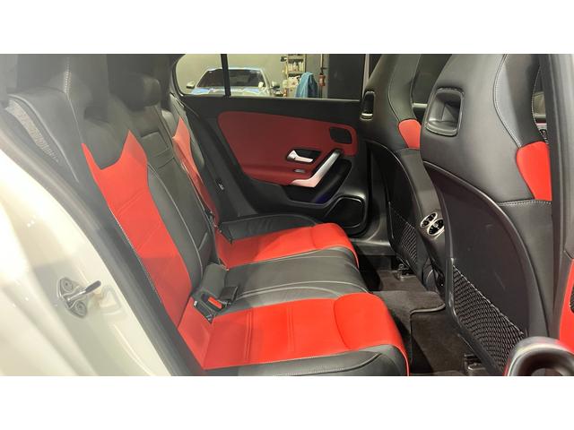 Ａクラス Ａ２００ｄ　ＡＭＧライン　ディーゼルターボ　ＡＭＧライン　レザーエクスクルーシブパッケージ　アドバンストパッケージ　パノラミックスライディングルーフ　ナビゲーションパッケージ　１オーナー　レーダークルコン　Ｃソナー　レーダーＳ（42枚目）