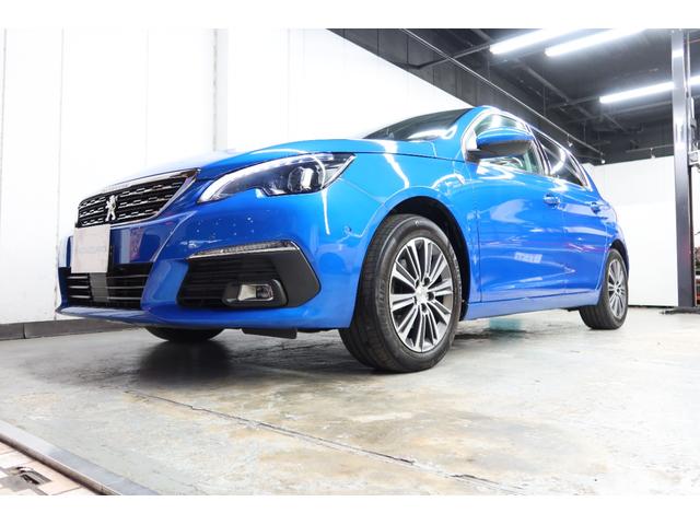 ３０８ ロードトリップ　ブルーＨＤｉ　カープレイ　ＬＥＤヘッドライト　アダプティブクルーズコントロール　前後ドライブレコーダー　パドルシフト　バックカメラ　ブラインドスポット　ＥＴＣ（8枚目）